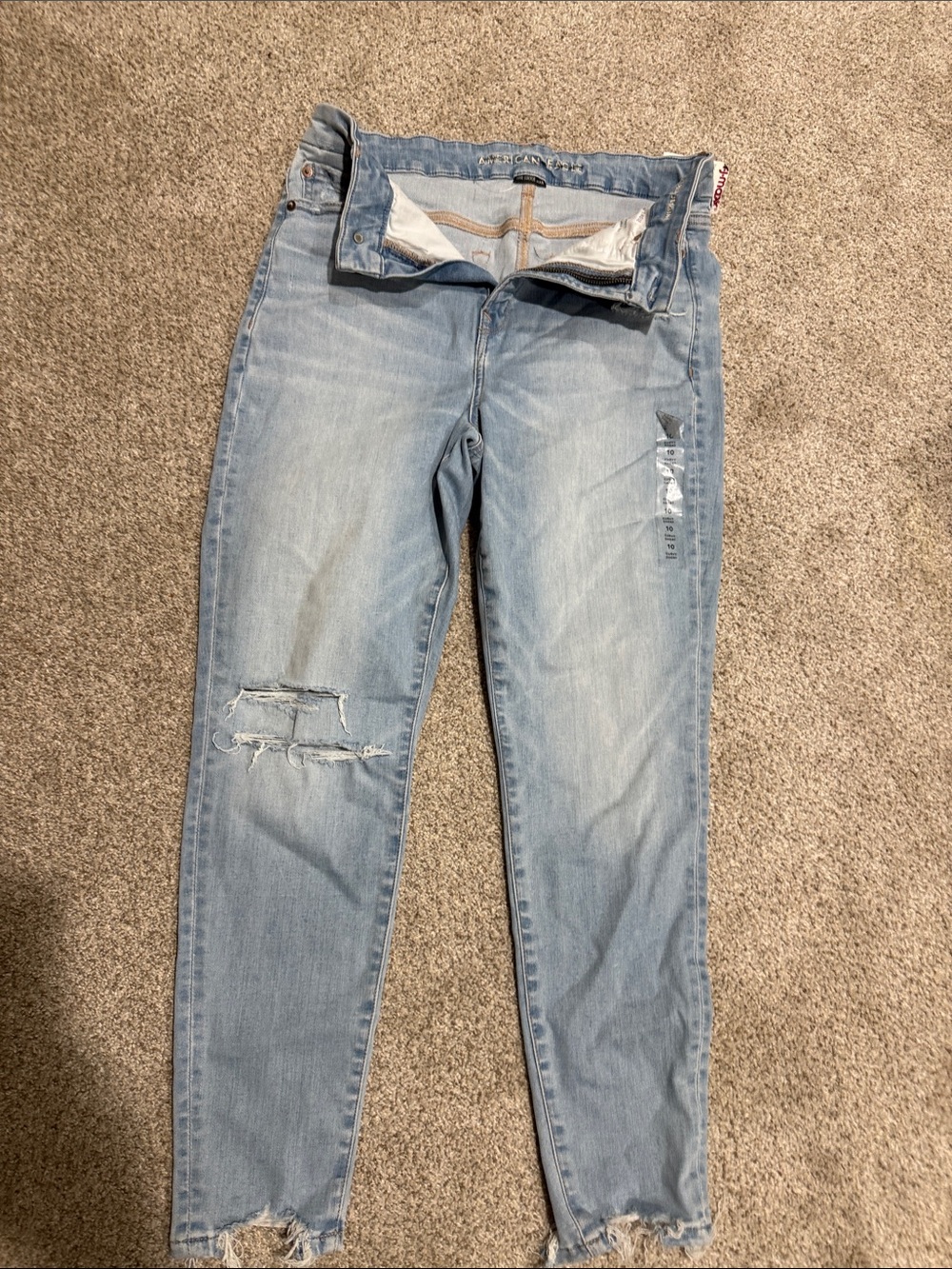 American Eagle Outfitters Light Blue Distressed Skinny Jeans